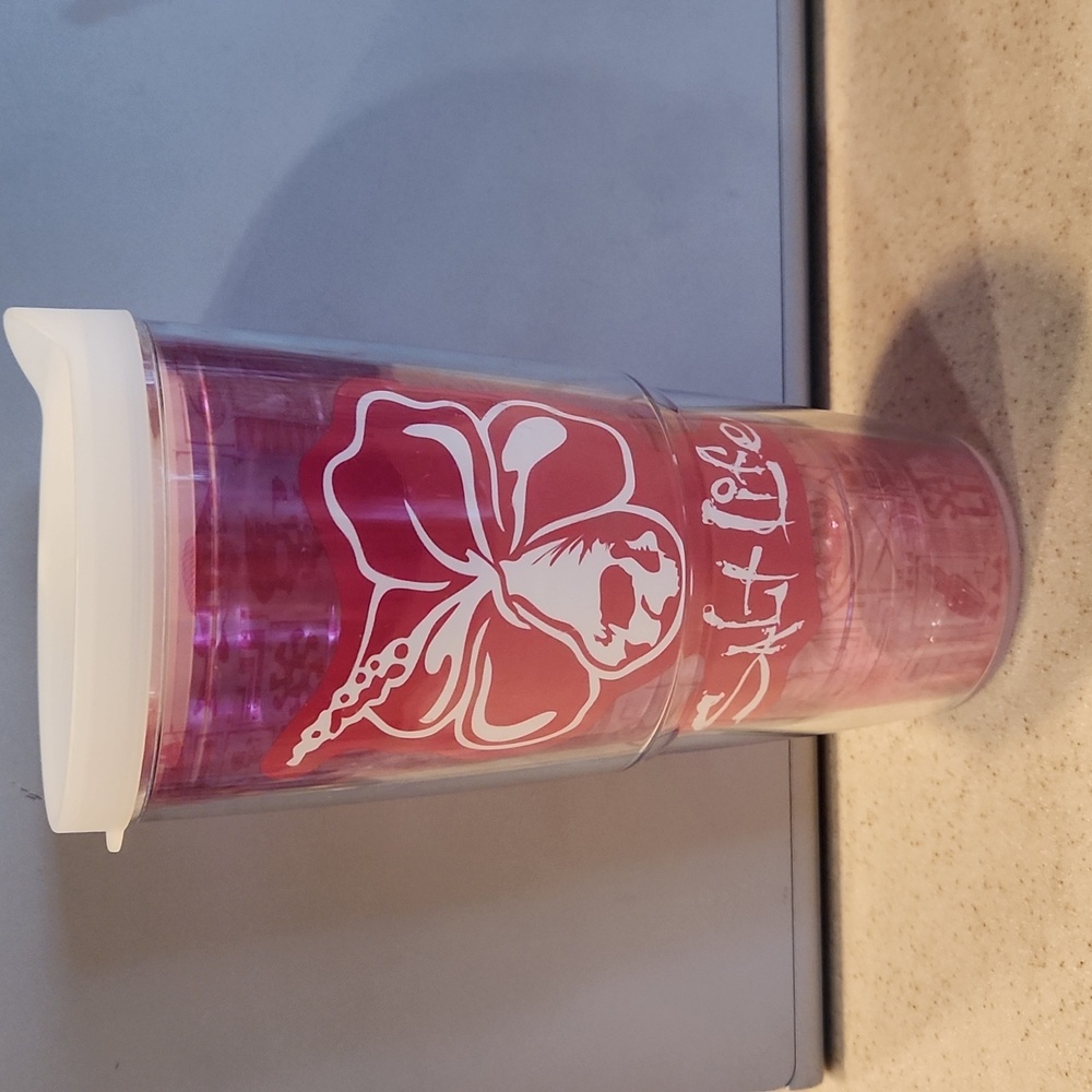 Salt Life Pink Hibucus 24oz. Tervis With Lid